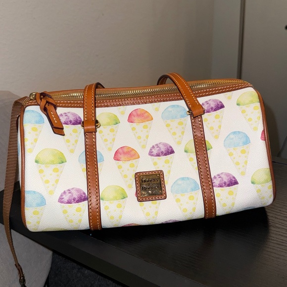 Dooney & Bourke shoulder bag - Picture 1 of 2